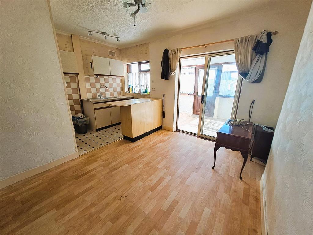 Brays Road, Sheldon, Birmingham 3 bed terraced house for sale £160,000