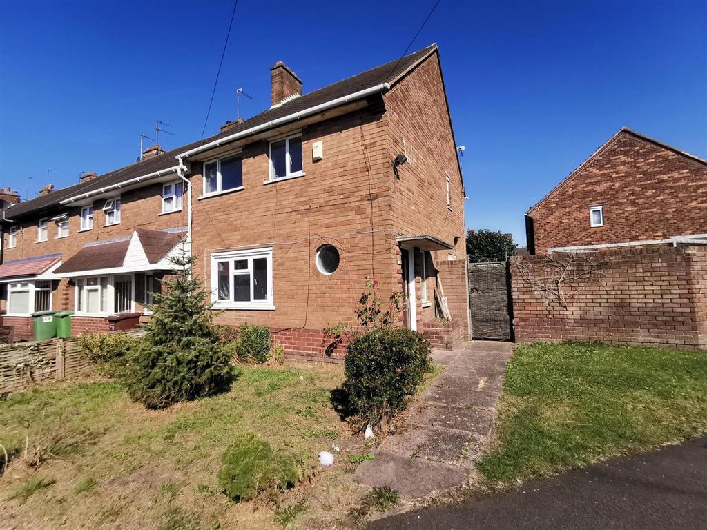 Stephenson Avenue, Walsall 2 bed end of terrace house £950 pcm (£219 pw)