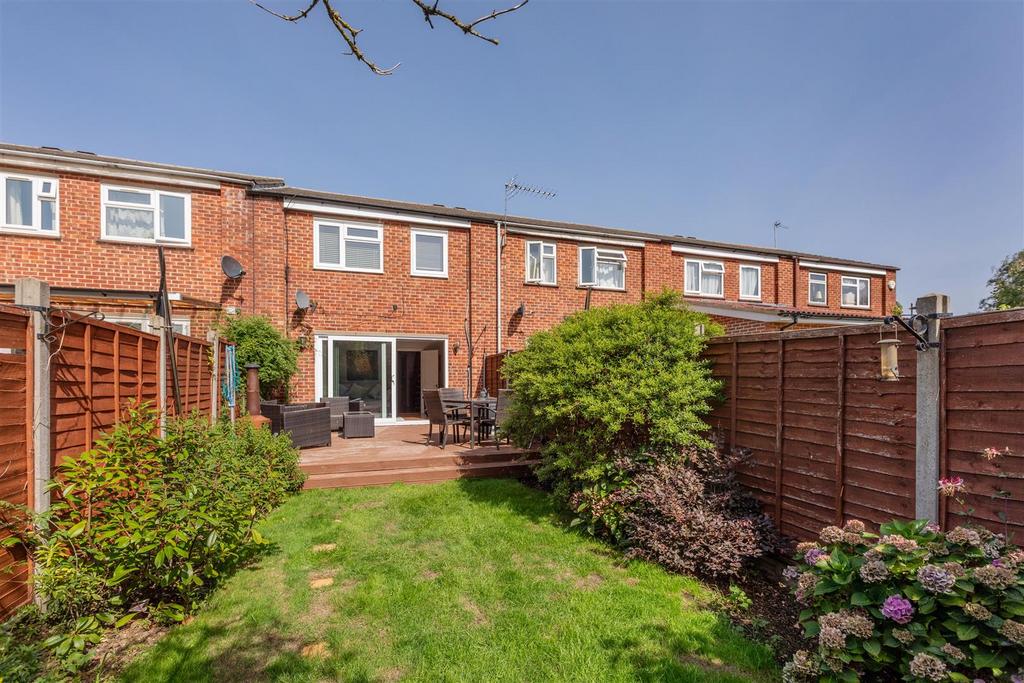 222 Weekes Drive-4.jpg