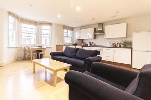 2 bedroom flat to rent, Lynette Avenue, SW4