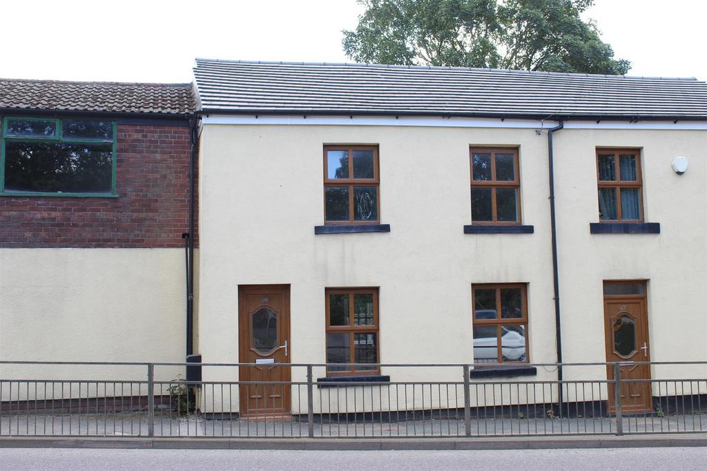 Market Street, Hollingworth, 3 bed terraced house to rent £795 pcm (£183 pw)