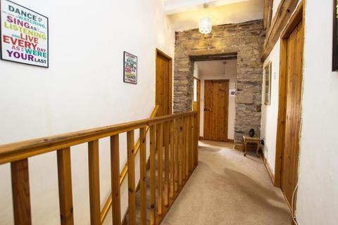 Manor Barn Lowerhill, Tockholes, Darwen, BB3 0NF
