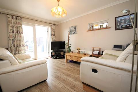 11 Alfred Road, Dartford, DA2 7SQ