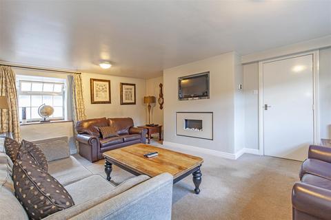 2 bedroom house for sale, Bath Street, Bakewell