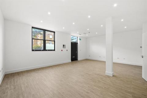 Property to rent, Harrow Road, College Park, London