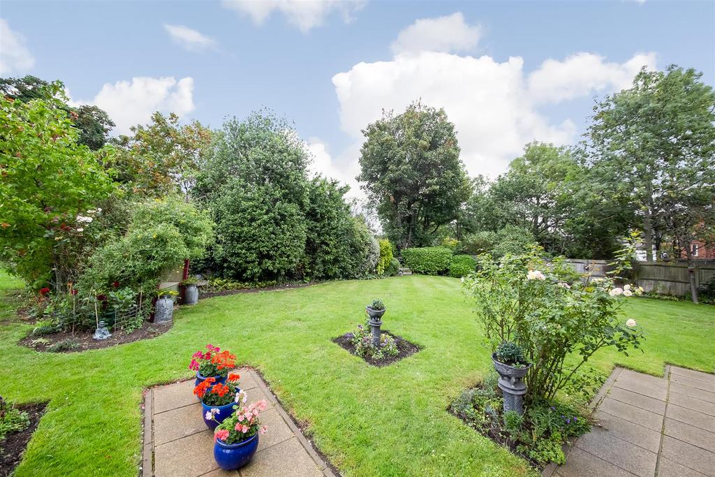 Communal gardens