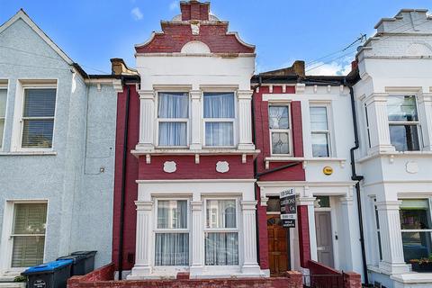 117 Glengall Road, London, NW6 7HG