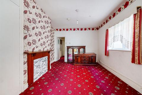 117 Glengall Road, London, NW6 7HG