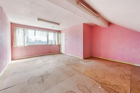 117 Glengall Road, London, NW6 7HG