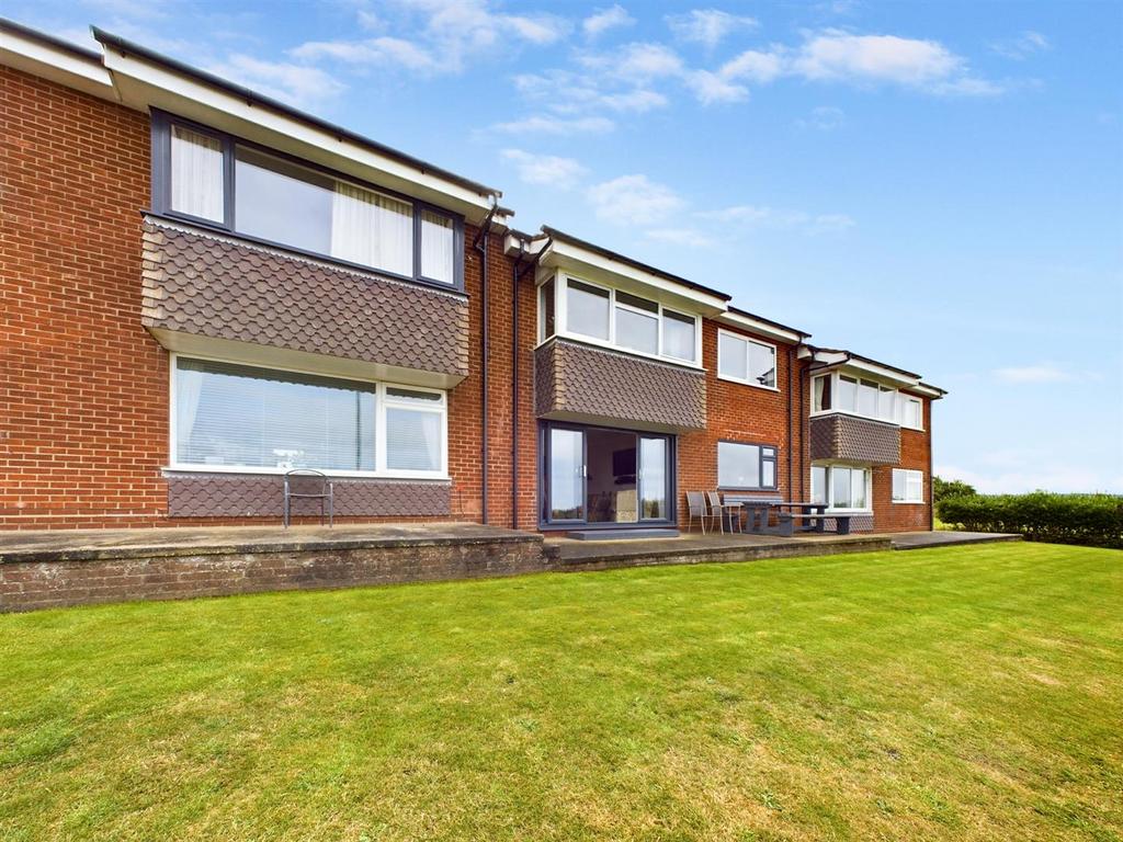 Runton Road, Cromer 2 bed apartment for sale £295,000