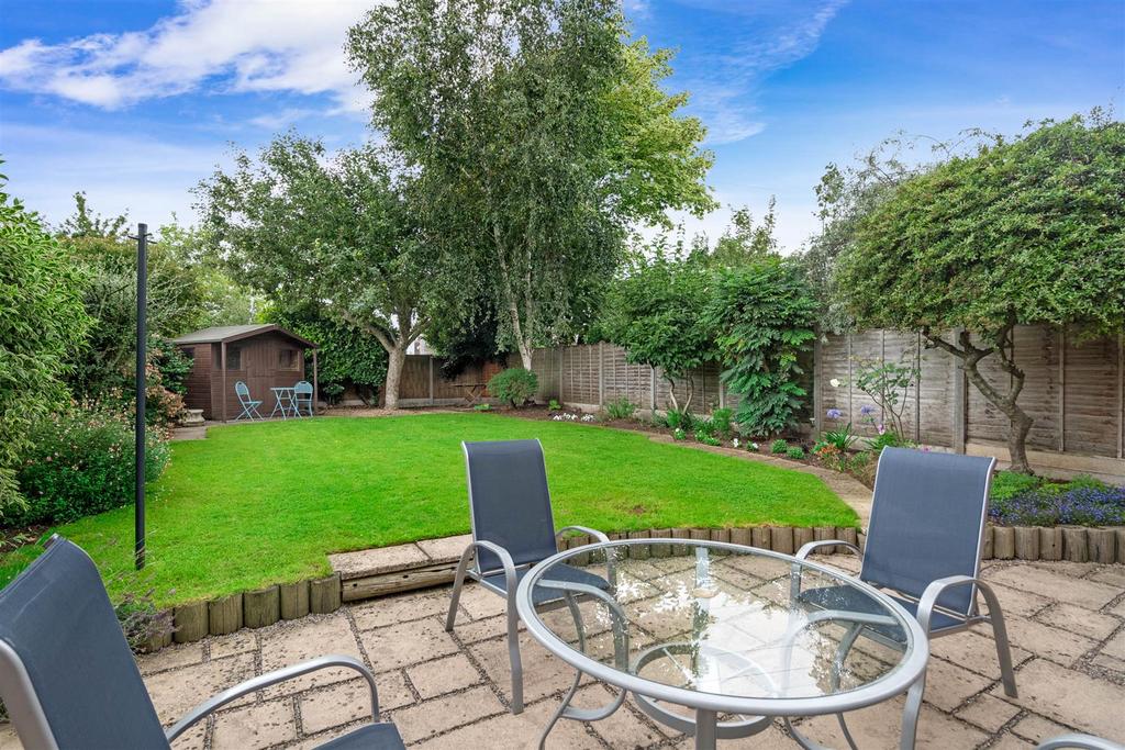 21 Himbleton Road - garden.jpg