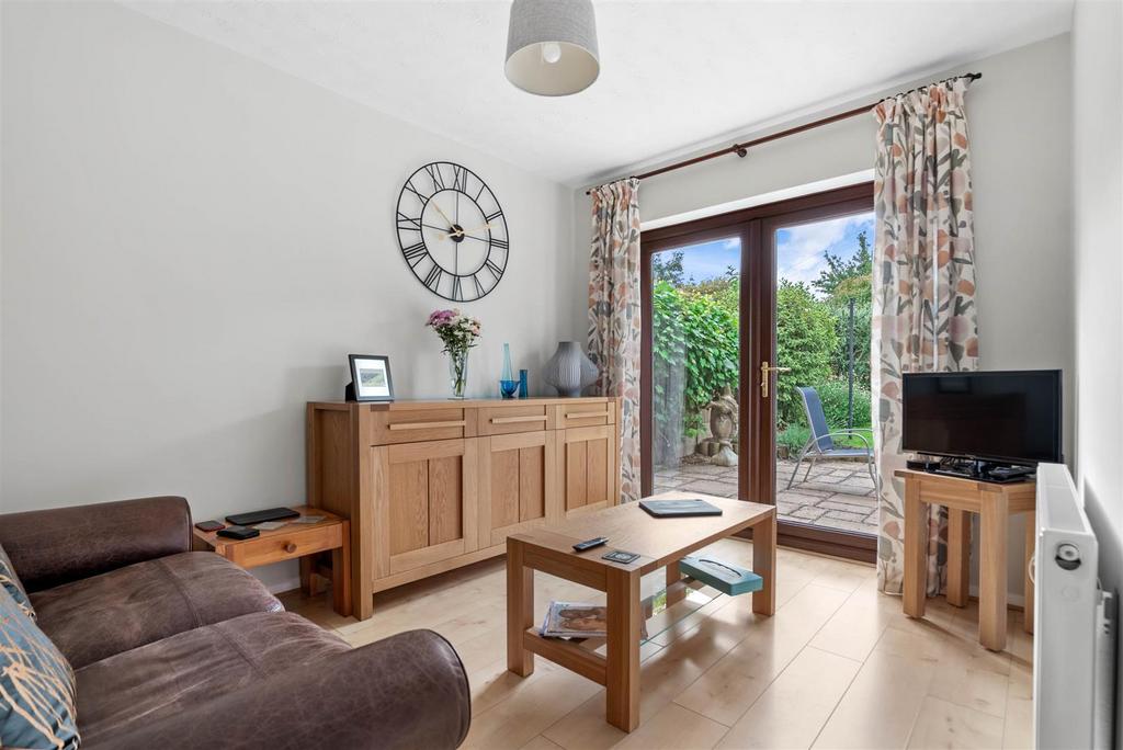 21 Himbleton Road - garden room (brochure).jpg
