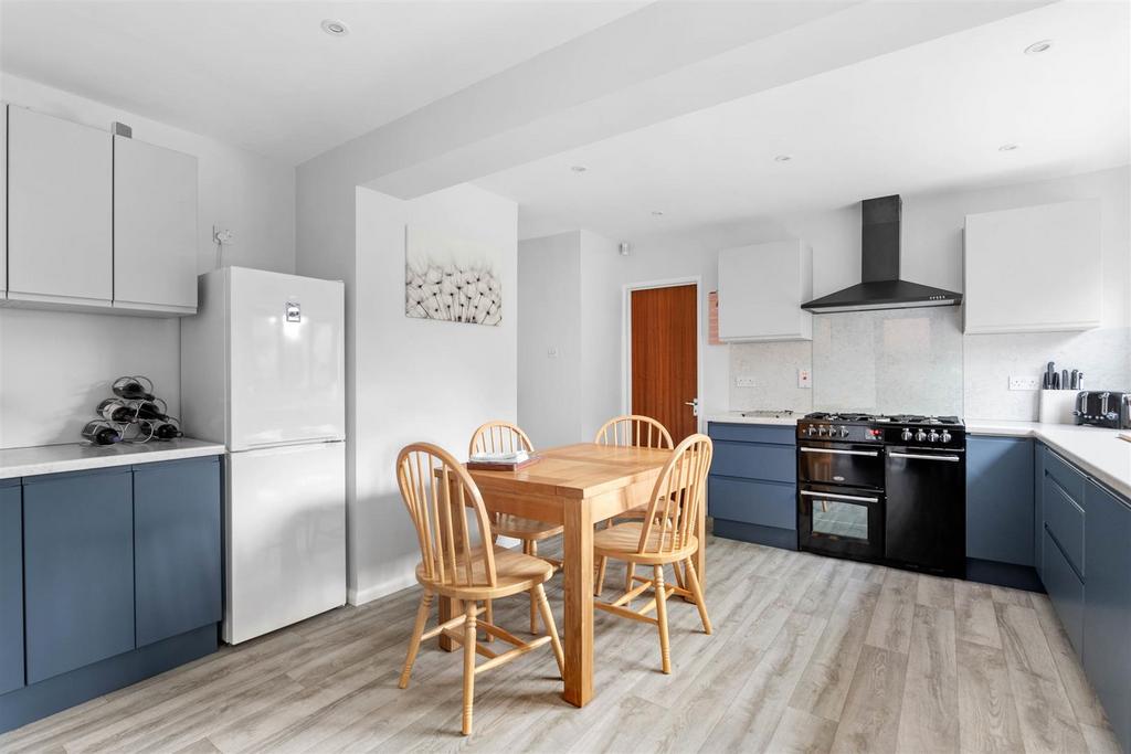 21 Himbleton Road - kitchen dining area.jpg