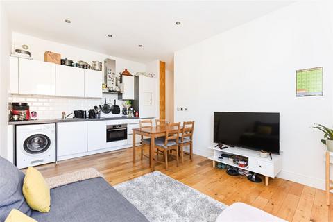 2 bedroom flat for sale, Quant Building, 6-10 Church Hill, Walthamstow