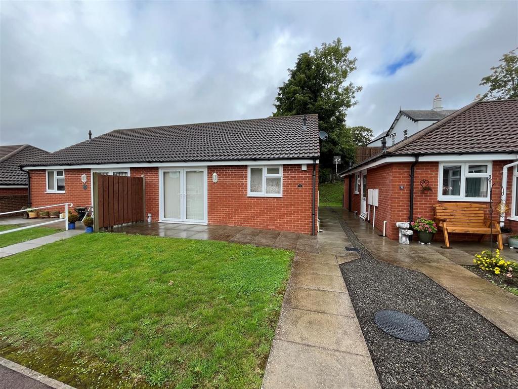 Kings Meade, Coleford 2 bed semidetached bungalow for sale £179,950