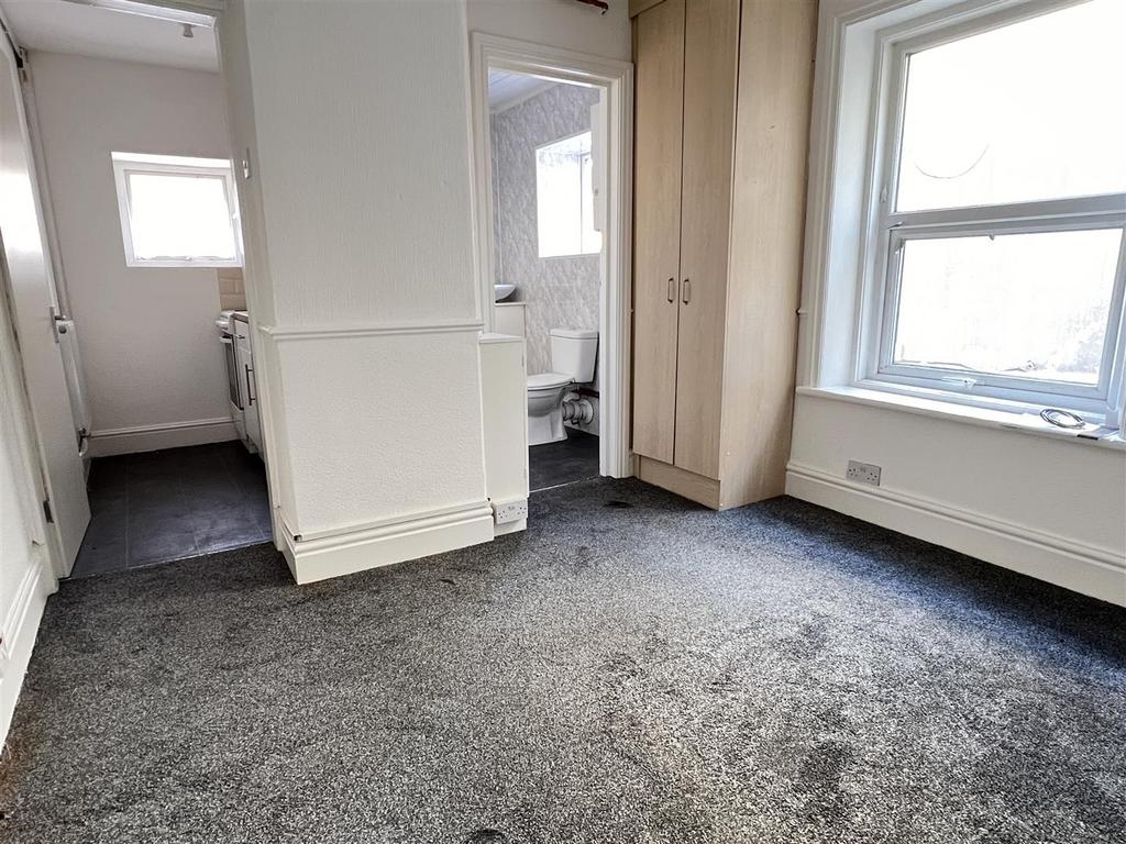 27 Moore Street, Blackpool Property £340 pcm (£78 pw)