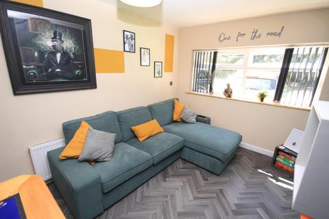 50 Brander Close, Idle, Bradford, BD10 8SY
