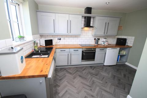 50 Brander Close, Idle, Bradford, BD10 8SY