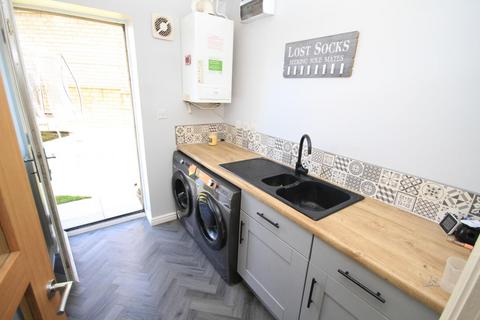 50 Brander Close, Idle, Bradford, BD10 8SY