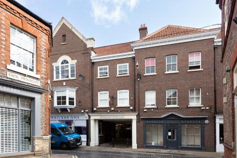 Office to rent - Suite 2B, Swinegate Court East, York