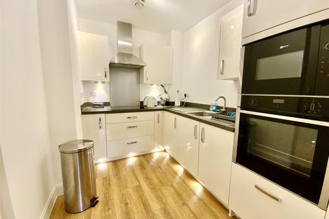 1 bedroom apartment for sale, St. Giles Mews, Stony Stratford, Milton Keynes