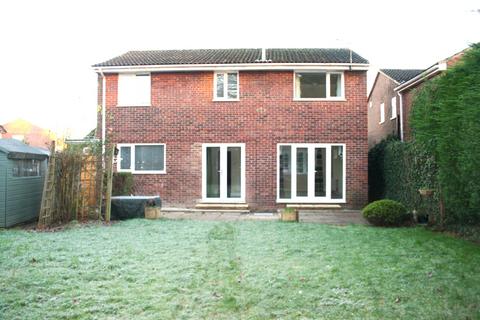 undefined, Hawkesbury, ReadIng, BerkshIre, RG31