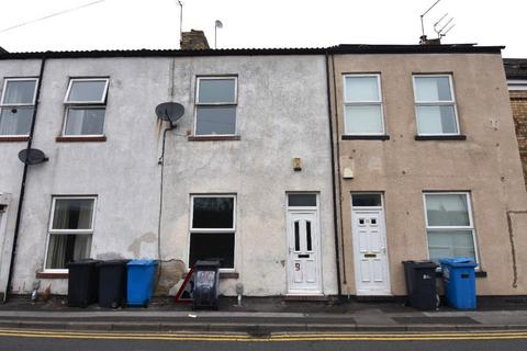 2 bedroom terraced house to rent, Somerscales Street, Hull, HU2