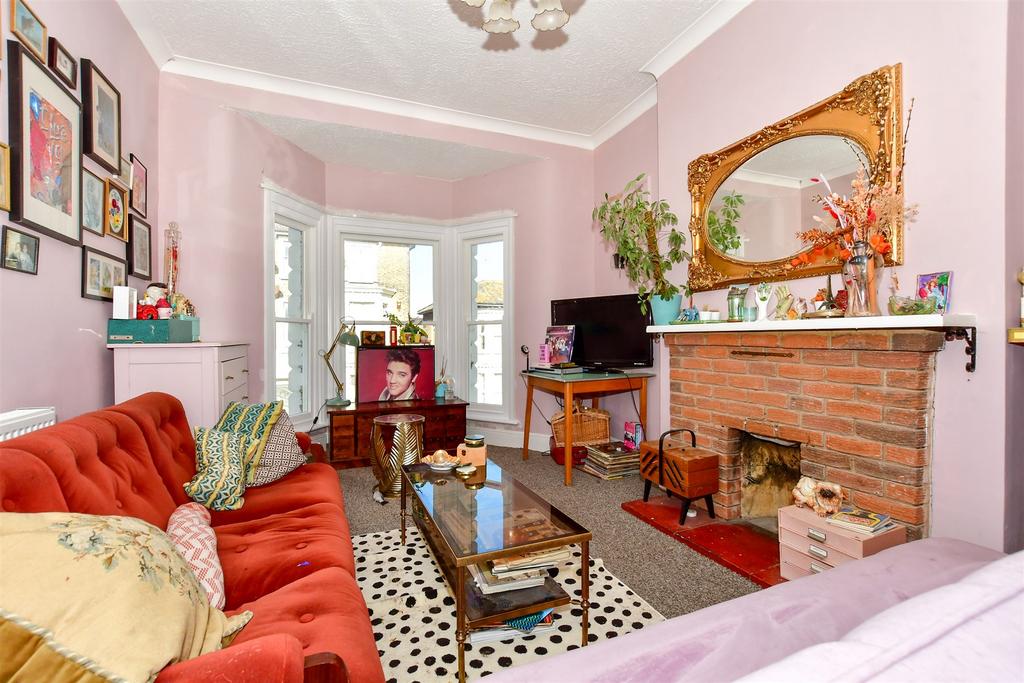 Athelstan Road, Cliftonville, Margate, Kent 2 bed apartment for sale