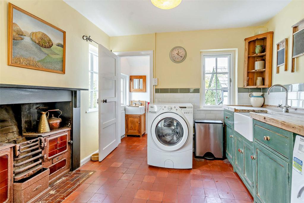 Main House-Laundry