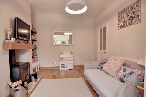 96 Reading Road, Henley-on-thames, RG9 1DN
