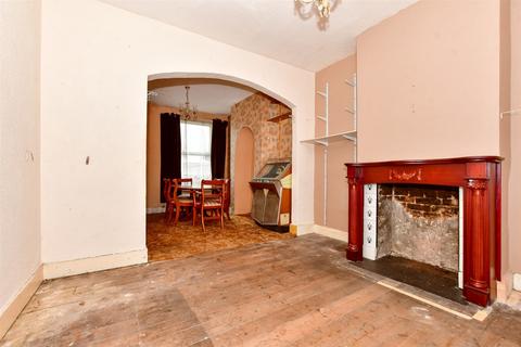 12 Mayers Road, Walmer, Deal, CT14 7RJ