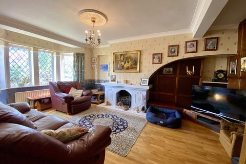6 bedroom semi-detached house for sale - St. Anthonys Avenue, Eastbourne, East Sussex, BN23