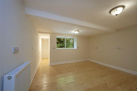 3 bedroom flat for sale, 1 Rockburn, Main Street, Tobermory, Isle of Mull, PA75