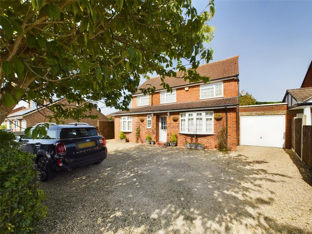 Innsworth Lane, Gloucester, Gloucestershire, GL3 4 bed detached house