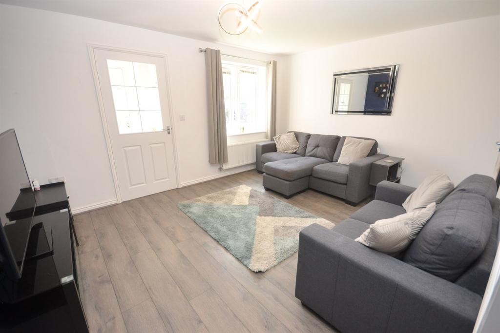 Wilkinson Gardens, Hebburn 3 bed link detached house for sale £179,999