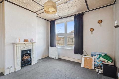 19 Glencoe Road, Bushey, WD23 3DP