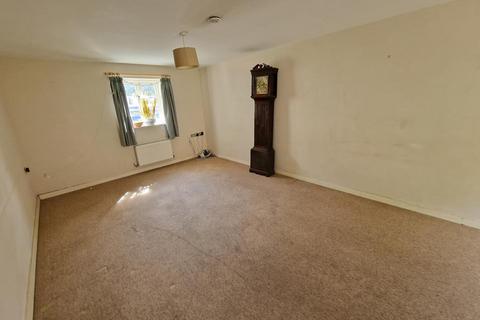 8, Gibbs Court Old Mill Lane, Crewkerne, TA18 7DU