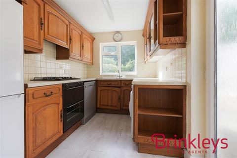 5 Pitt Crescent, London, SW19 8HT