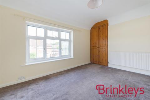 5 Pitt Crescent, London, SW19 8HT