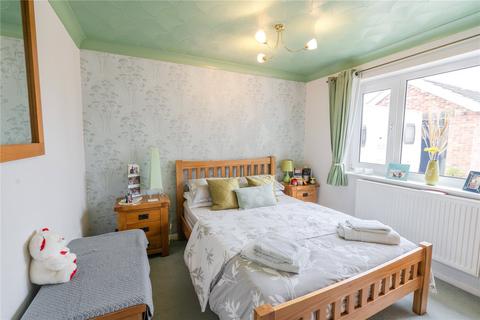 42 Chestnut Road, Waltham, Grimsby, DN37 0DJ