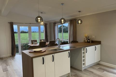 2 bedroom park home for sale, Broadway, Worcestershire, WR12
