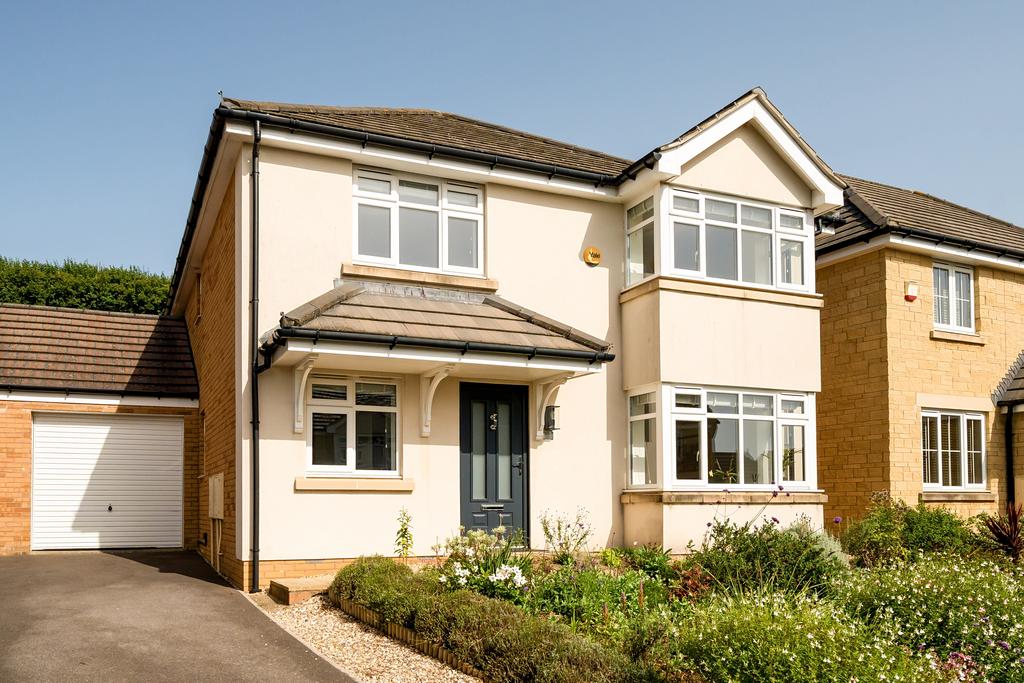 Atkins Hill, Wincanton BA9 4 bed detached house £425,000
