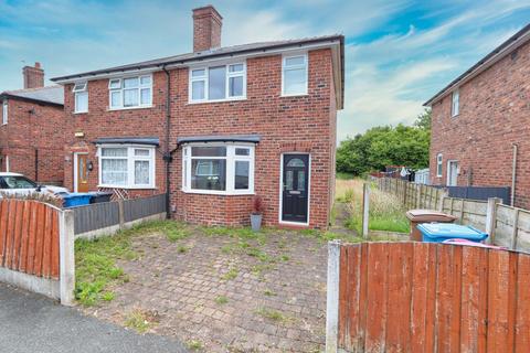 2 bedroom semi-detached house for sale, Lancaster Road, Cadishead, M44