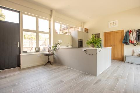 2 bedroom barn to rent, Nethergate Street, Harpley