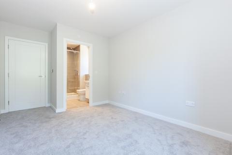 2 bedroom apartment to rent, Flat 2 April Place 8a Marshall Road, Cowley, Oxford