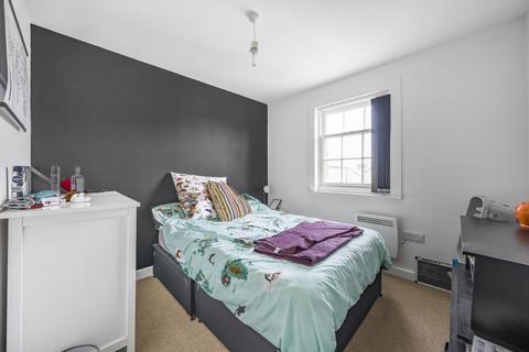 2 bedroom flat for sale, West St. Helen Street,  Abingdon,  OX14