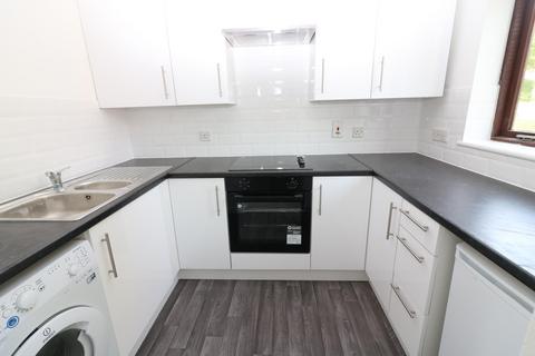 2 bedroom flat to rent, Kerr Close, Knebworth, SG3