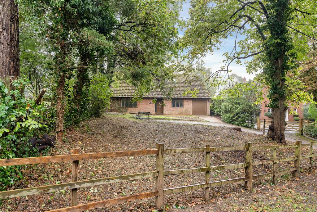 Cottesmore Road, Ashwell 4 bed detached bungalow for sale £395,000