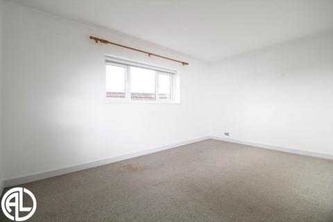 Studio for sale, Pixmore Avenue, Letchworth Garden City, SG6 1QX