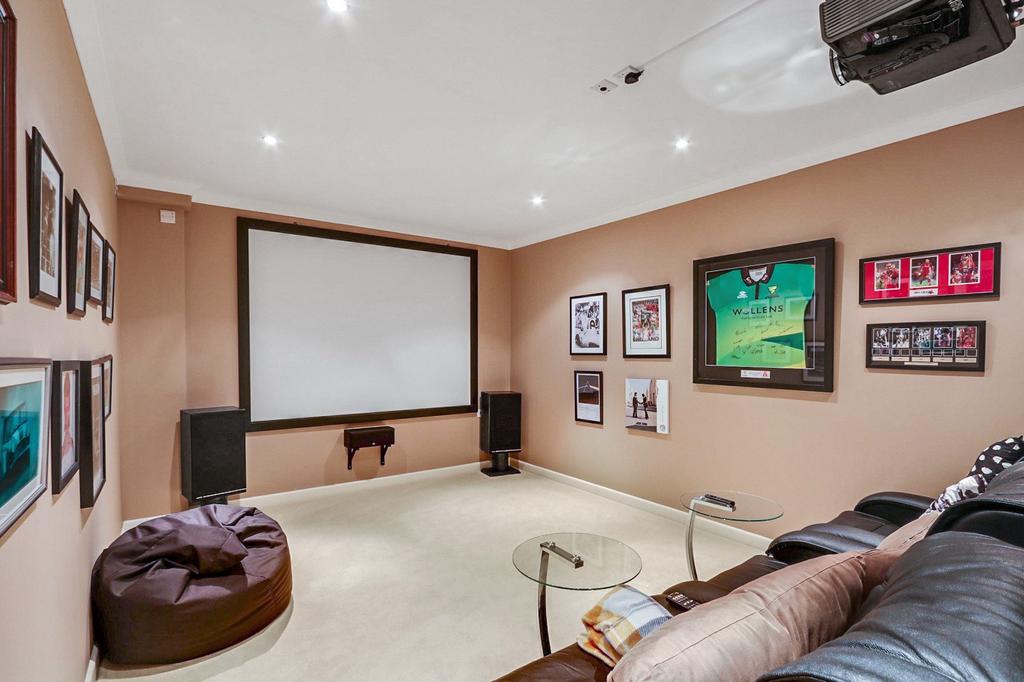 Cinema / Games Room